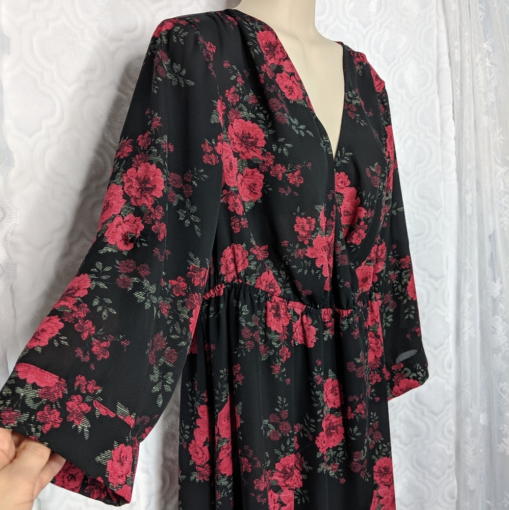 Torrid High Low Floral Faux Wrap Party Dress 1x - Picture 3 of 8